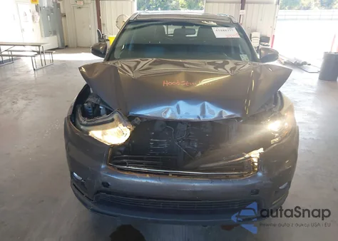 2015 Toyota Highlander Xle V6 z USA, uszkodzony, nr VIN 5TDKKRFH6FS104888